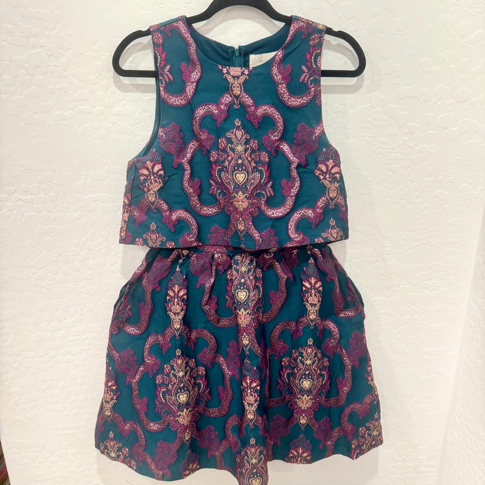 BHLDN Victorian Tapestry Mini Dress Womens 6 Metallic Paisley Flared Sleeveless
